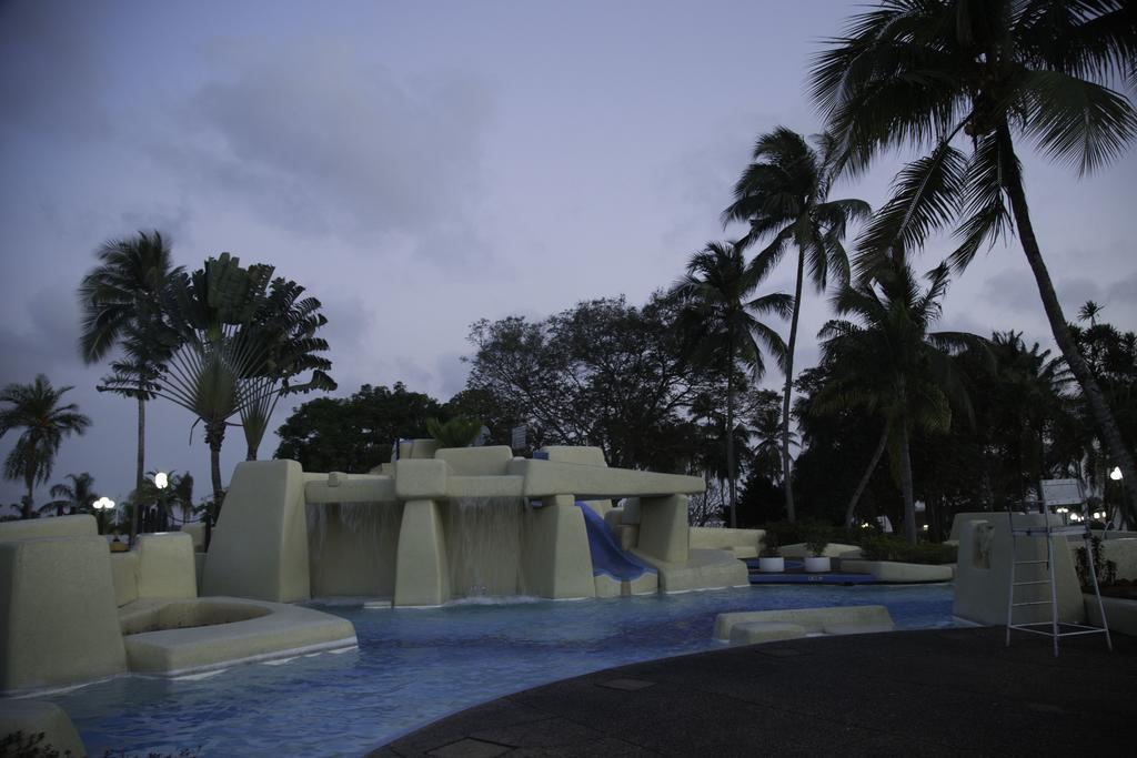 Heden Golf Hotel Abidjan Esterno foto