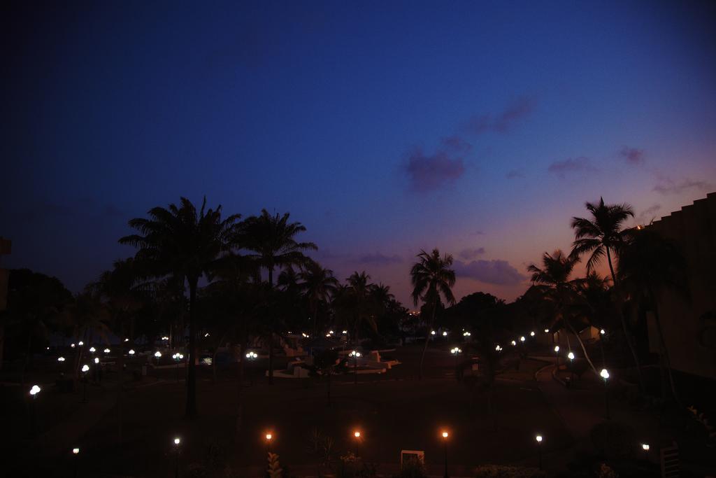 Heden Golf Hotel Abidjan Esterno foto