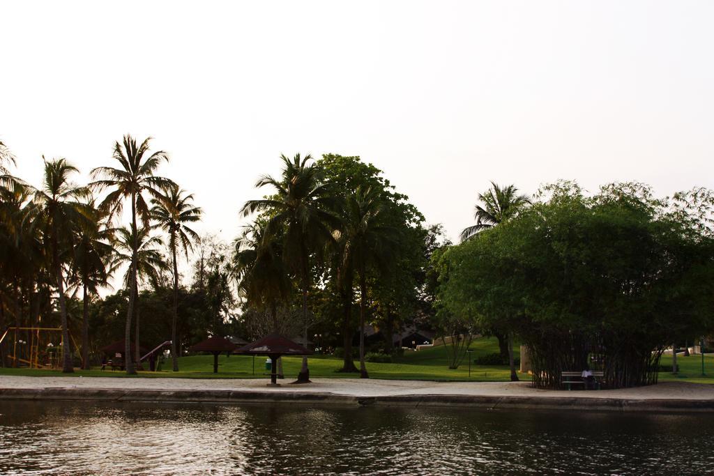 Heden Golf Hotel Abidjan Esterno foto