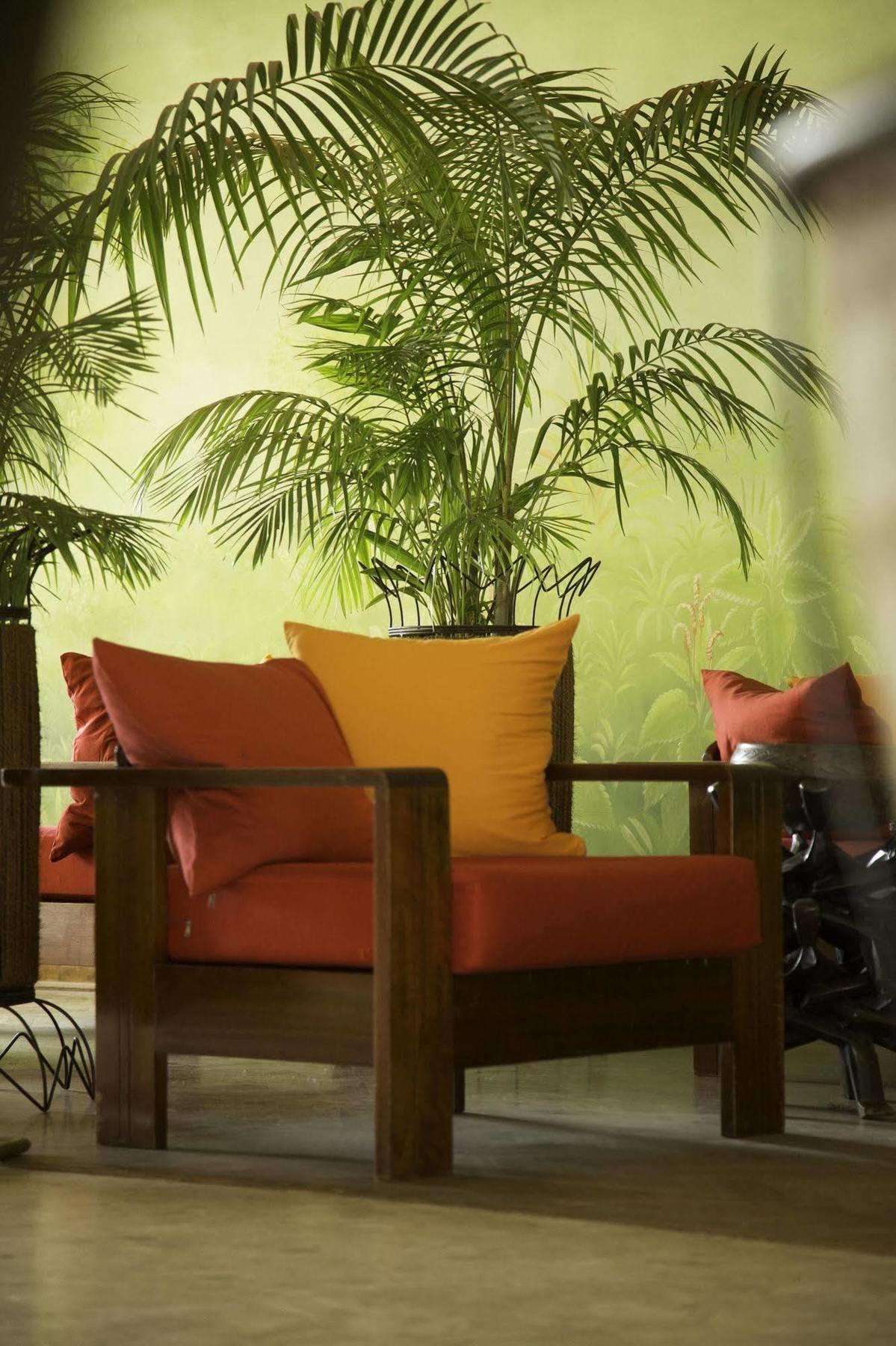 Heden Golf Hotel Abidjan Esterno foto